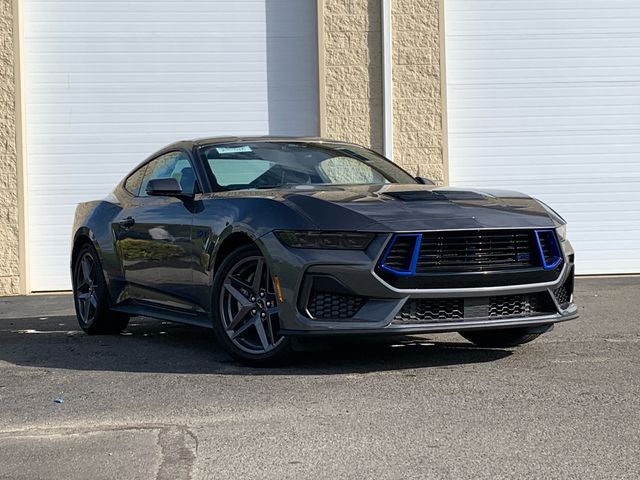 2025 Ford Mustang GT Premium photo 2