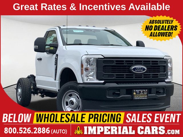 2025 Ford F-350 Super Duty Chassis Cab
