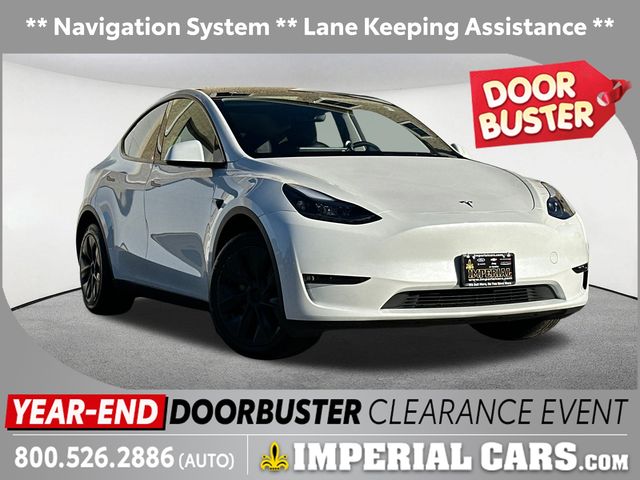 2025 Tesla Model Y Long Range's photo