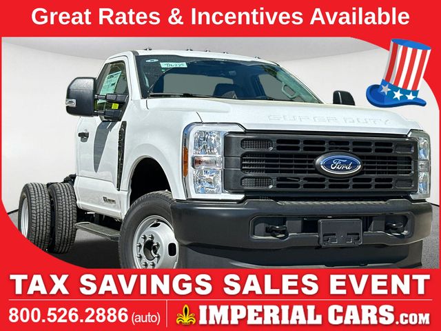 2026 Ford F-350 Super Duty Chassis Cab
