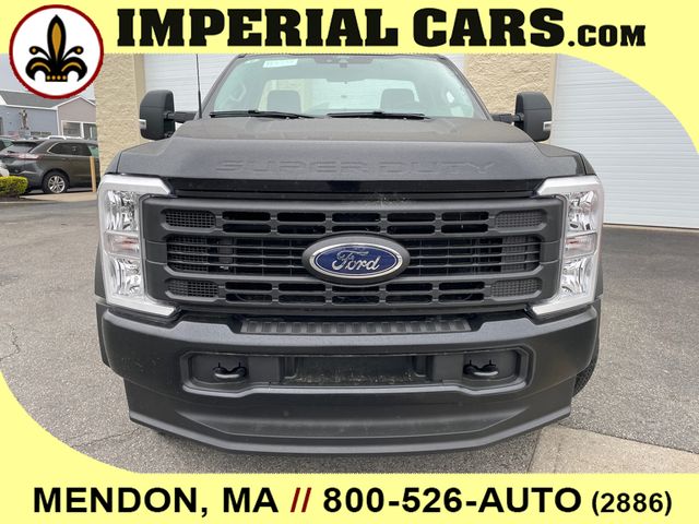 2025 Ford F-450 XL photo 2