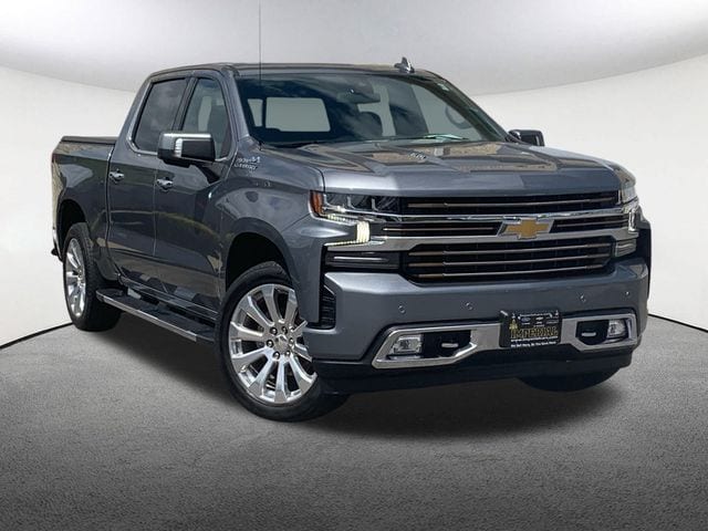 Used 2022 Chevrolet Silverado 1500 Limited High Country with VIN 1GCUYHEL8NZ204589 for sale in Mendon, MA