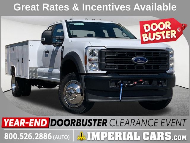 2024 Ford F-550 Super Duty Chassis Cab XL's photo