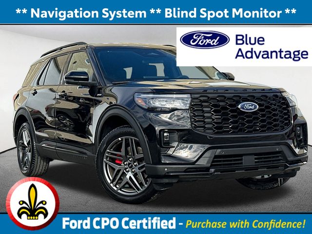 2025 Ford Explorer ST Line's photo