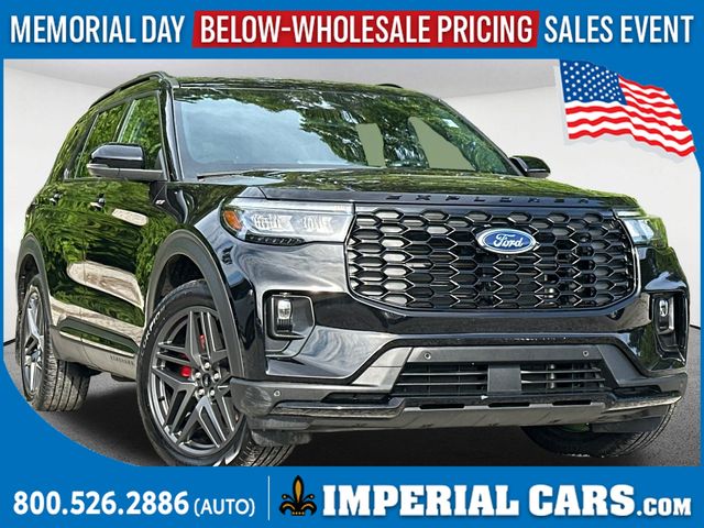 2025 Ford Explorer ST-LINE 4WD (PL535)'s photo