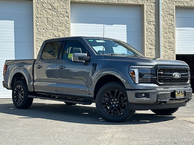 2025 Ford F-150 Lariat photo 2