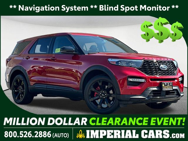 2022 Ford Explorer ST's photo