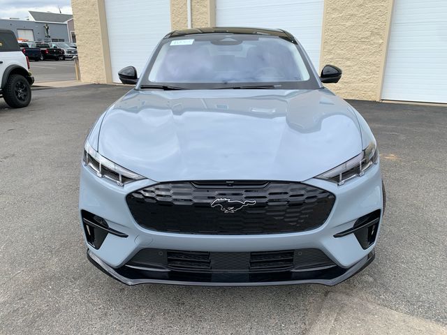 2025 Ford Mustang Mach-E Premium photo 3
