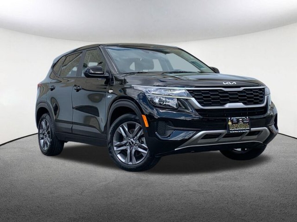 Used 2023 Kia Seltos LX SUV