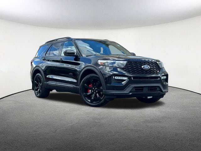 Used 2022 Ford Explorer ST with VIN 1FM5K8GC5NGA00486 for sale in Mendon, MA