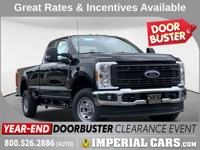 2025 Ford F-250 Super Duty XL's photo