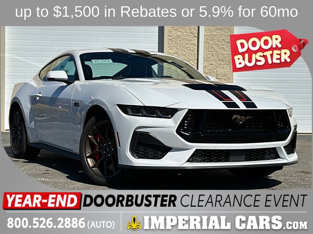 2025 Ford Mustang GT Premium's photo