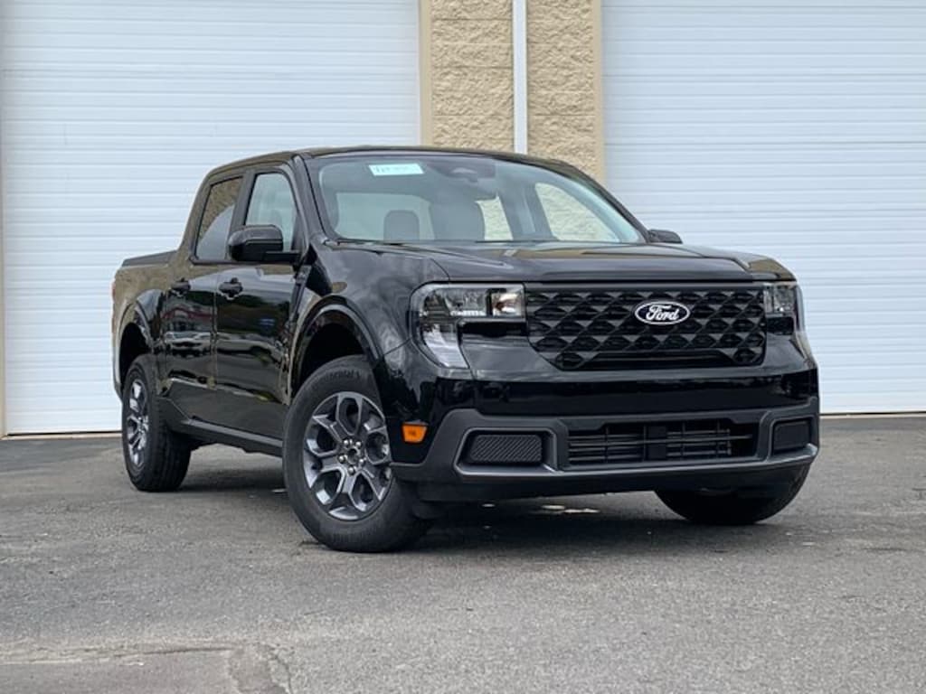 New 2025 Ford Maverick XLT Truck SuperCrew