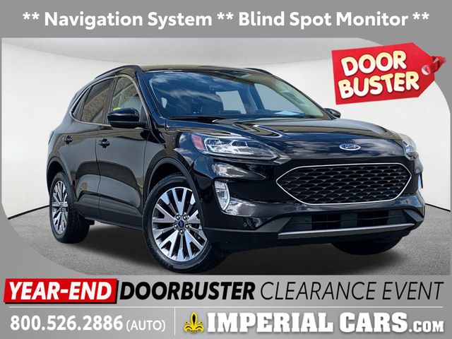 2021 Ford Escape Titanium's photo