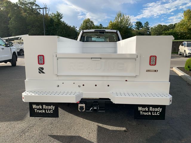 2025 Ford F-350 Super Duty Chassis Cab XL - Photo 9
