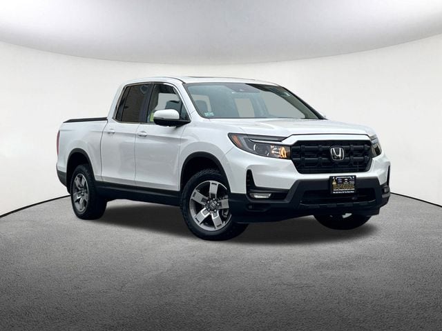 Used 2024 Honda Ridgeline RTL with VIN 5FPYK3F59RB011862 for sale in Mendon, MA