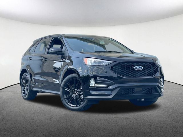 Used 2024 Ford Edge ST-Line with VIN 2FMPK4J90RBA37988 for sale in Mendon, MA