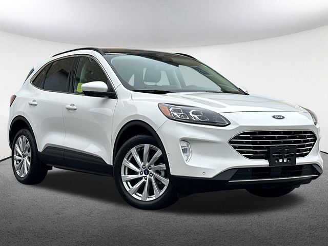 Used 2022 Ford Escape Titanium with VIN 1FMCU9J94NUB27056 for sale in Mendon, MA