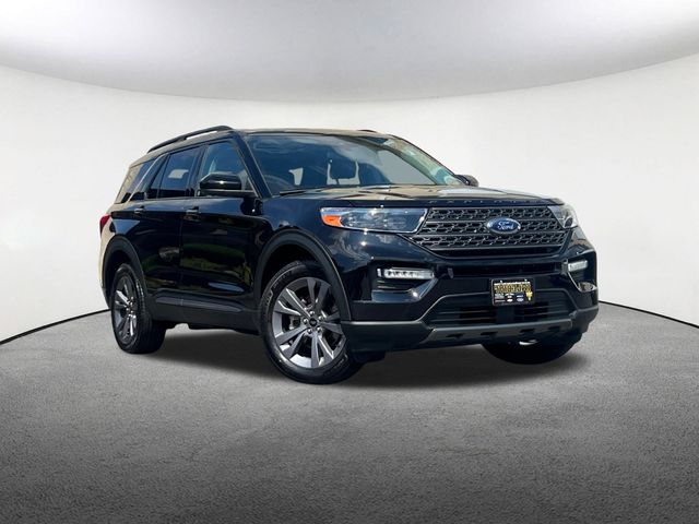 Used 2022 Ford Explorer XLT with VIN 1FMSK8DH0NGA73669 for sale in Mendon, MA