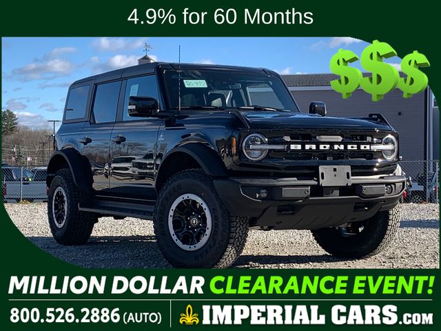 2025 Ford Bronco 4-Door Outer Banks's photo