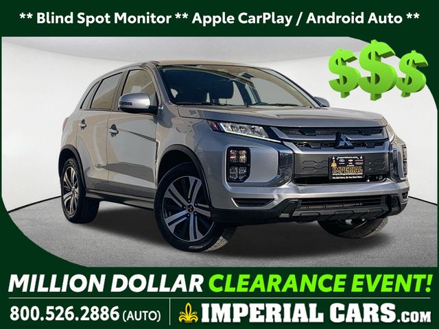 2025 Mitsubishi Outlander Sport SE's photo