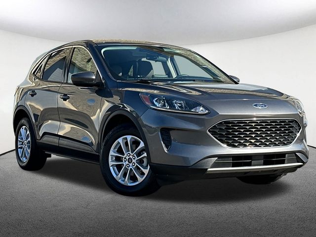 Used 2021 Ford Escape SE with VIN 1FMCU9BZ1MUB26606 for sale in Mendon, MA