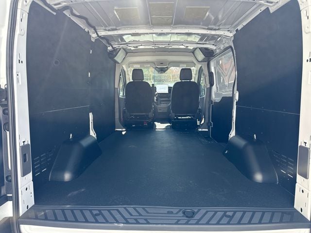 2025 Ford Transit Van Base - Photo 10