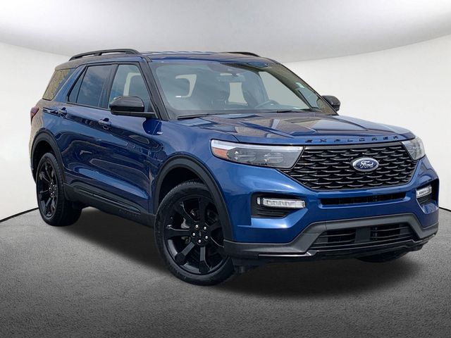 Used 2023 Ford Explorer ST-LINE with VIN 1FMSK8KH0PGA52052 for sale in Mendon, MA