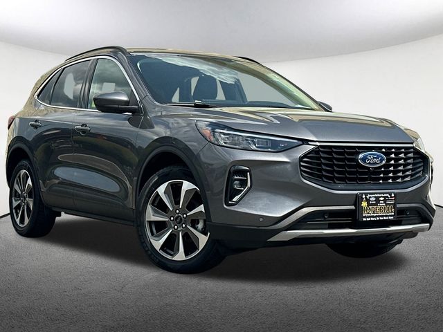 Used 2023 Ford Escape Platinum with VIN 1FMCU9JAXPUA44387 for sale in Mendon, MA
