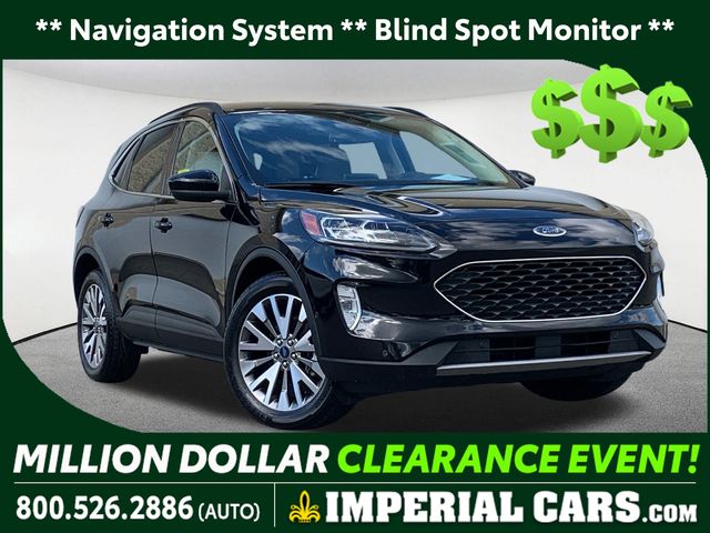 2021 Ford Escape Titanium's photo