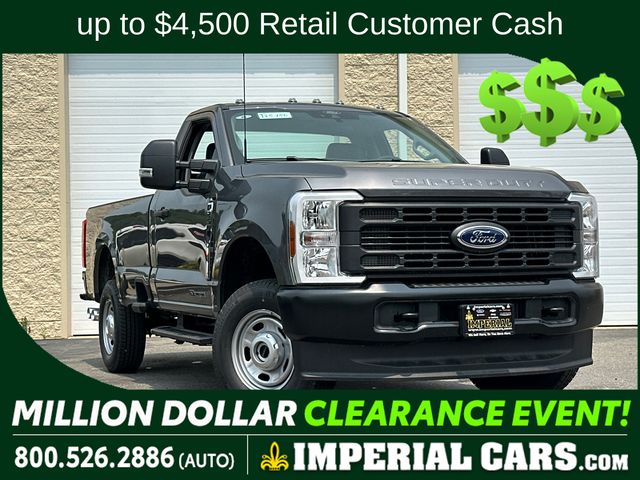 2025 Ford F-250 Super Duty XL's photo