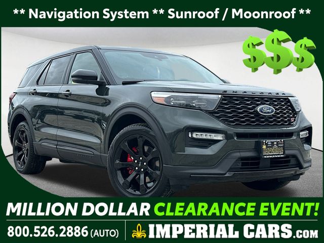 2022 Ford Explorer ST's photo