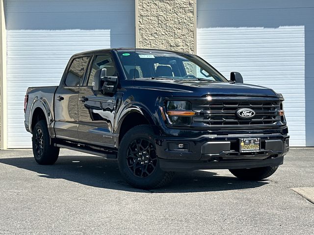 2025 Ford F-150 XLT photo 2