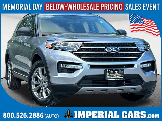 2024 Ford Explorer XLT 4WD's photo