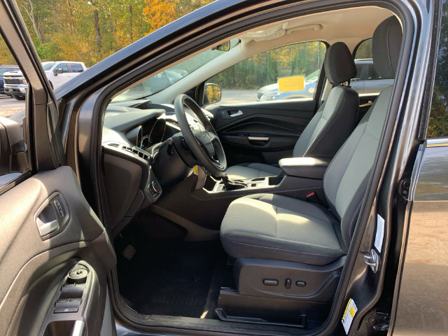 2017 Ford Escape SE - Photo 26