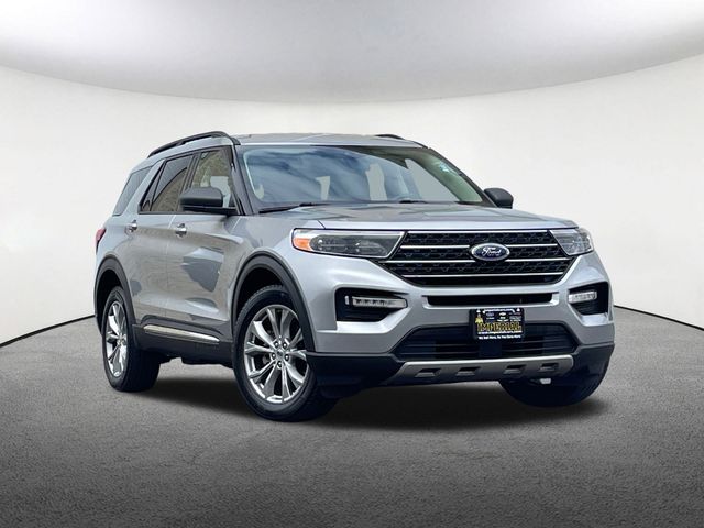 Used 2021 Ford Explorer XLT with VIN 1FMSK8DHXMGA98609 for sale in Mendon, MA