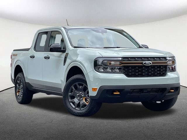 Used 2024 Ford Maverick XLT with VIN 3FTTW8C9XRRA70526 for sale in Mendon, MA