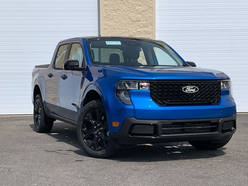 New 2025 Ford Maverick XLT Truck SuperCrew