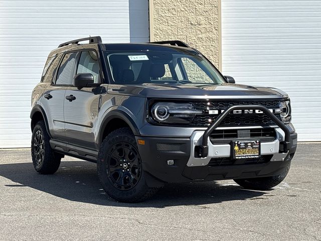 2025 Ford Bronco Sport Outer Banks photo 2