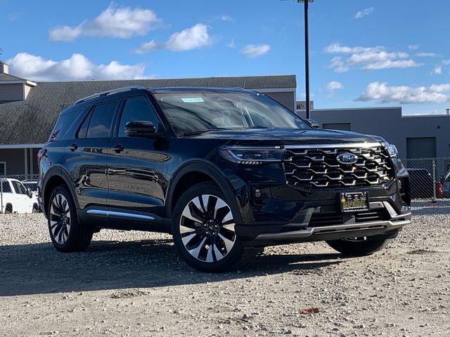 2026 Ford Explorer Platinum's photo
