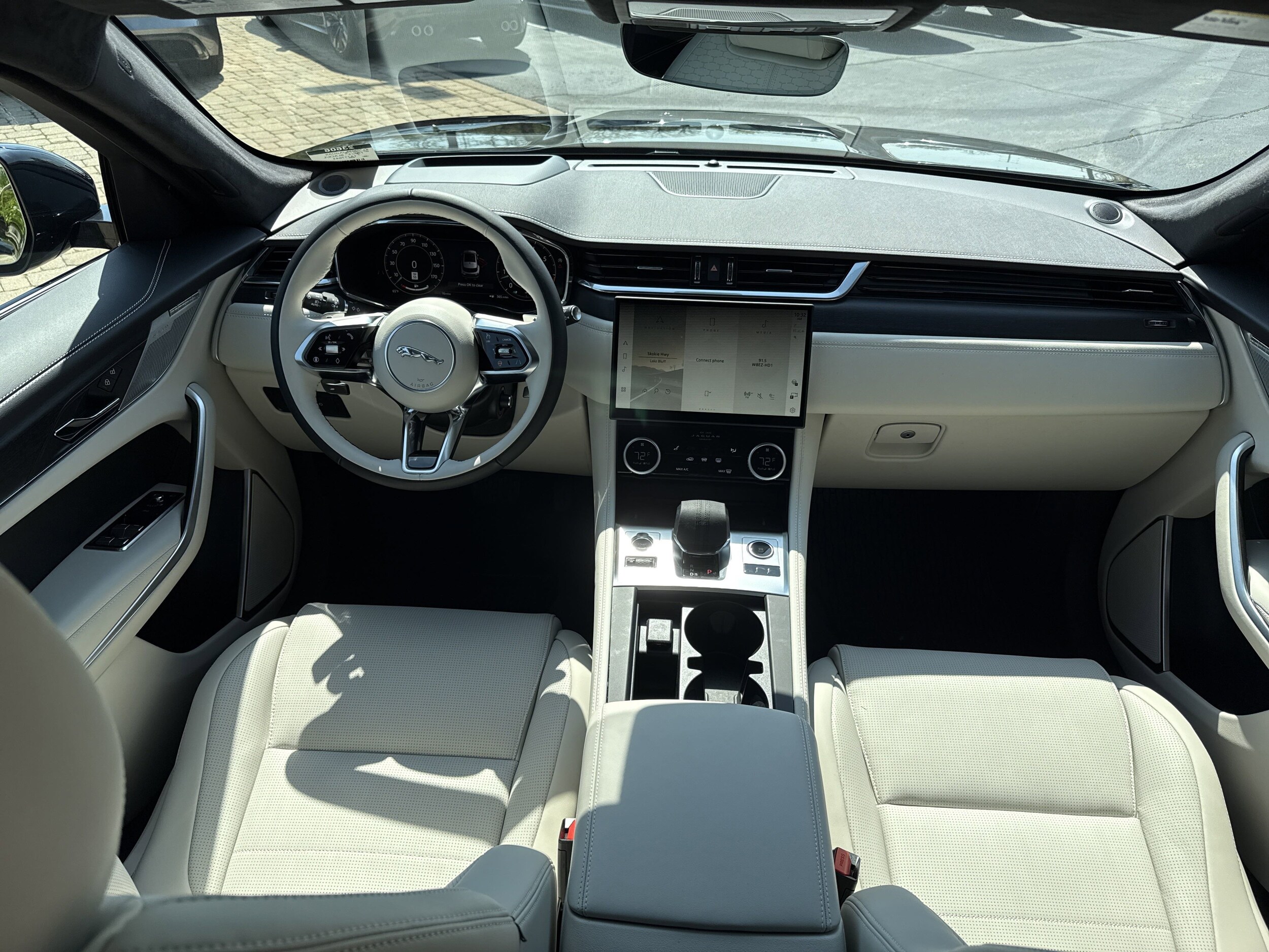 2026 Jaguar F-PACE P400 R-Dynamic S photo 4