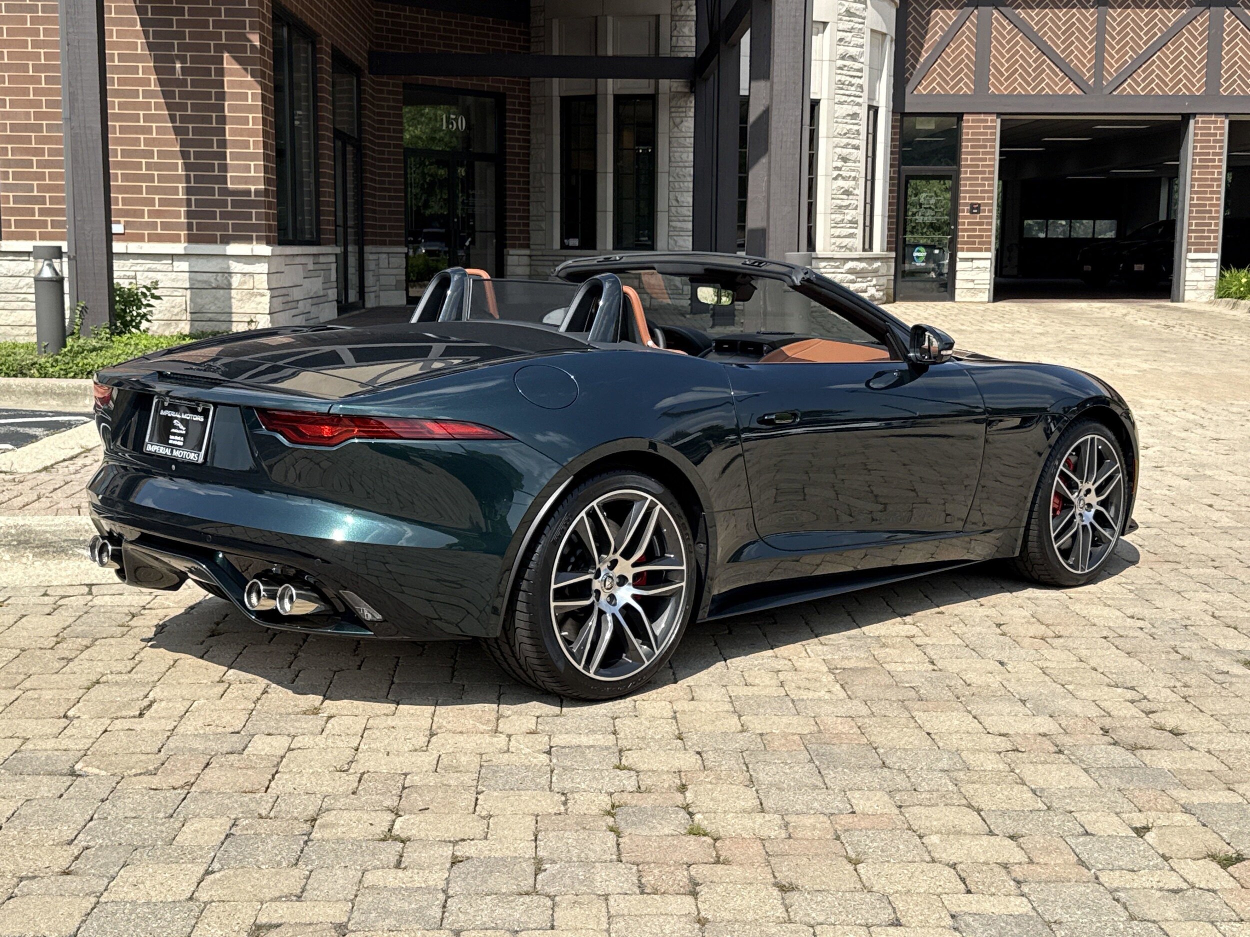 2024 Jaguar F-TYPE P450 R-Dynamic photo 2