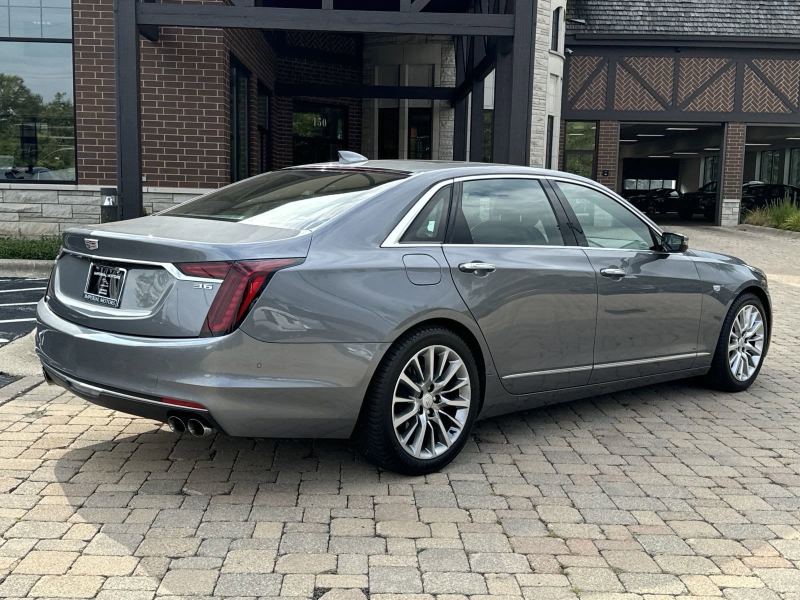 Used 2019 Cadillac CT6 Premium Luxury with VIN 1G6KD5RS1KU122346 for sale in Lake Bluff, IL