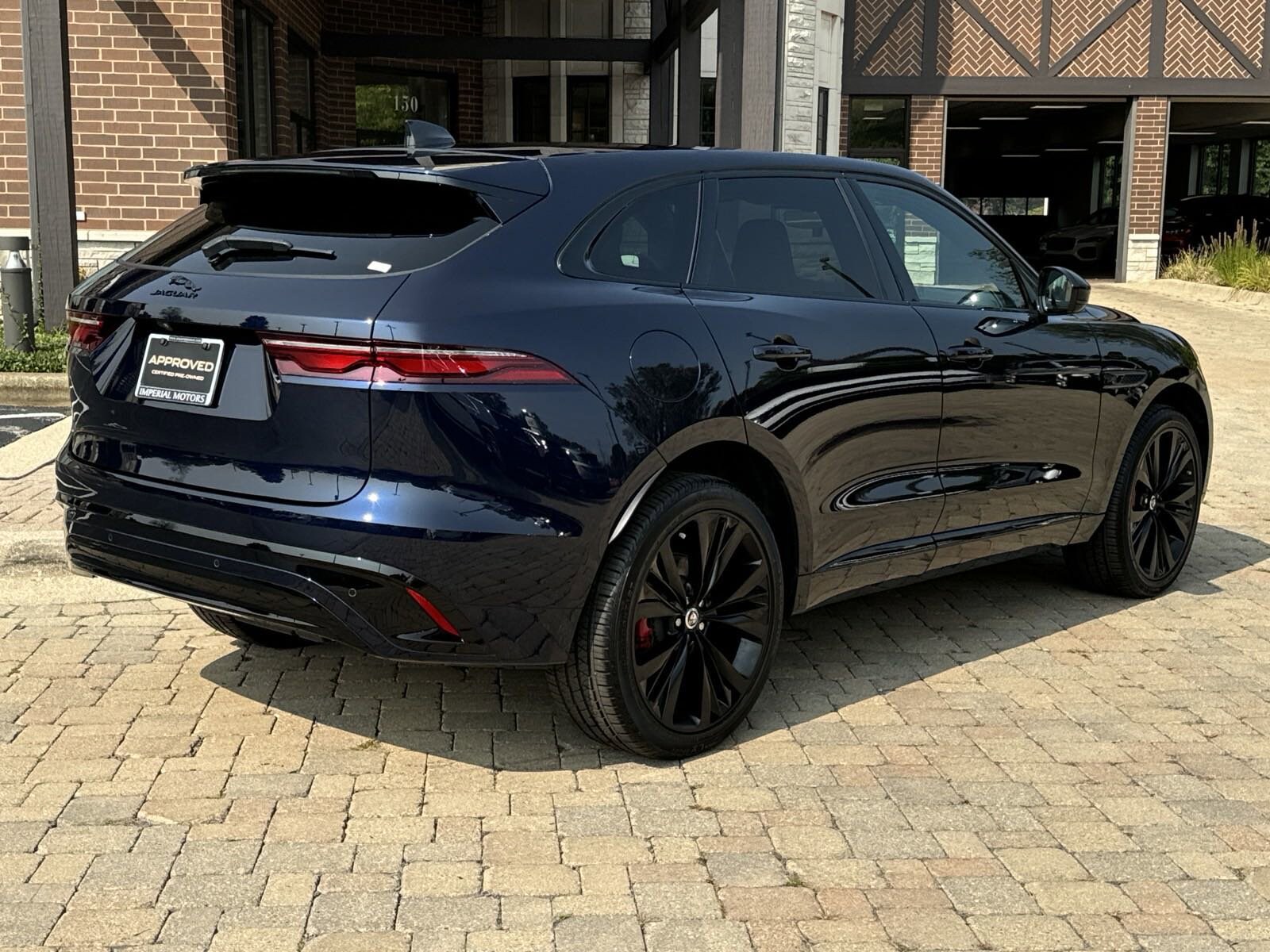 Certified 2024 Jaguar F-PACE R-Dynamic S with VIN SADCT2EX8RA723337 for sale in Lake Bluff, IL