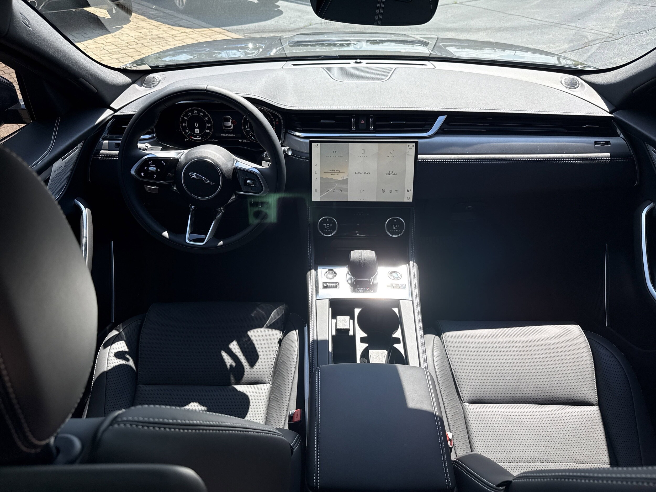 2025 Jaguar F-PACE P250 R-Dynamic S photo 4
