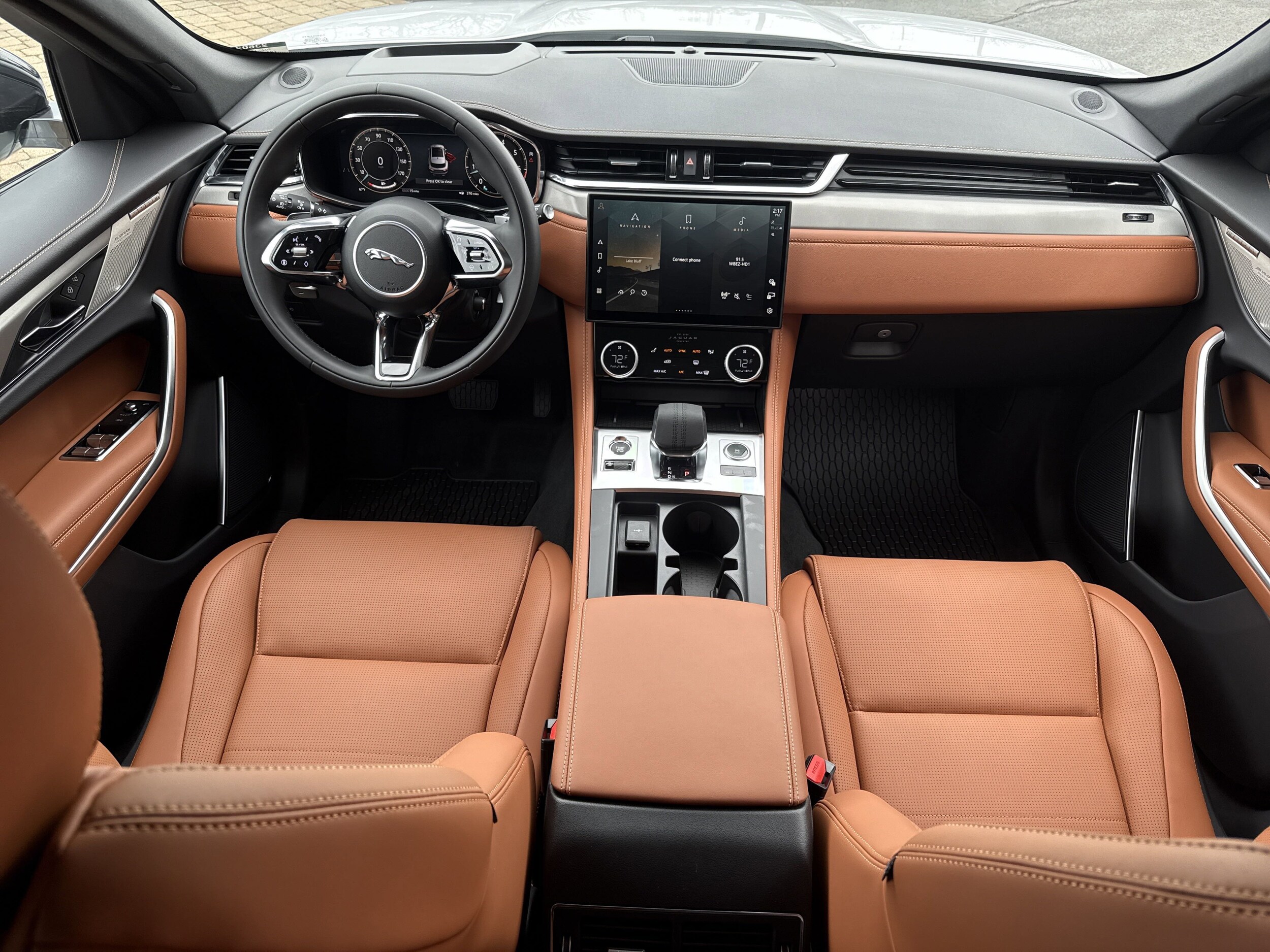 2026 Jaguar F-PACE P400 R-Dynamic S photo 4