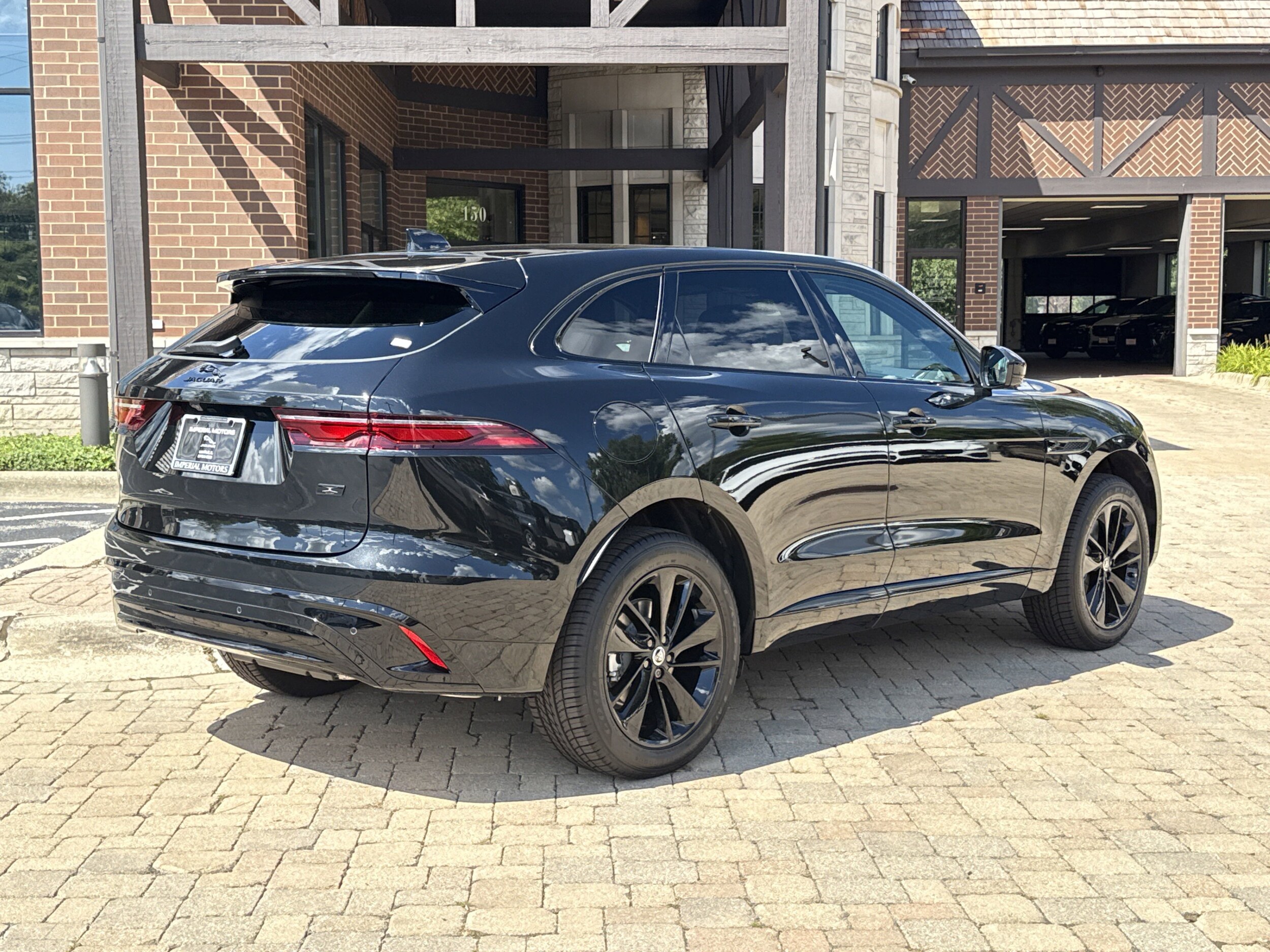2026 Jaguar F-PACE P250 R-Dynamic S photo 2