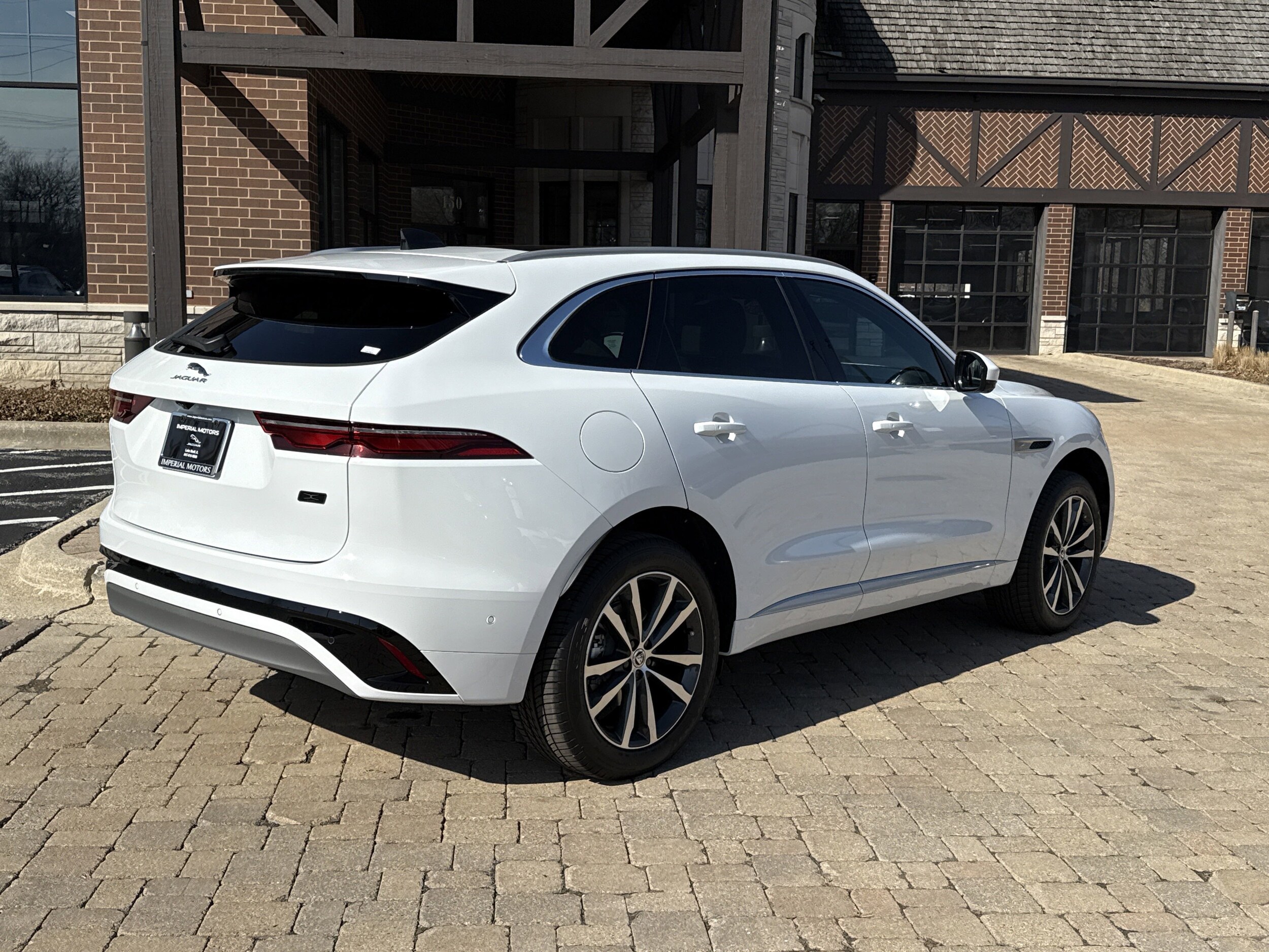 2026 Jaguar F-PACE P250 R-Dynamic S photo 2