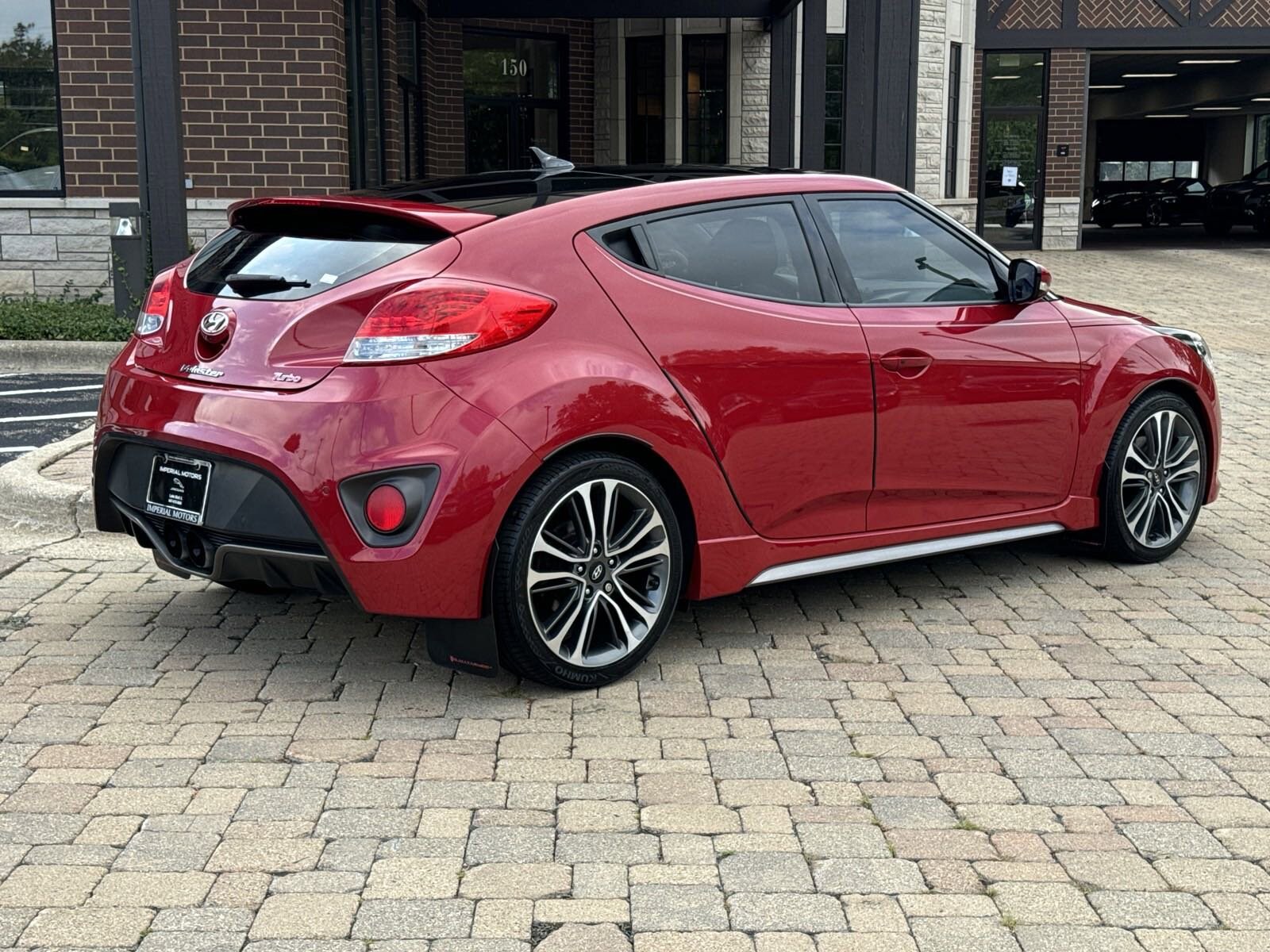 Used 2016 Hyundai Veloster Base with VIN KMHTC6AE3GU277807 for sale in Lake Bluff, IL