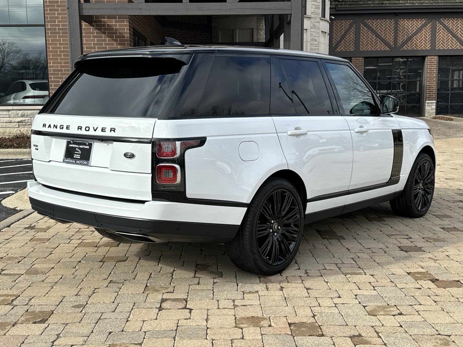 Used 2021 Land Rover Range Rover HSE Wesminster with VIN SALGS2RU1MA434656 for sale in Lake Bluff, IL